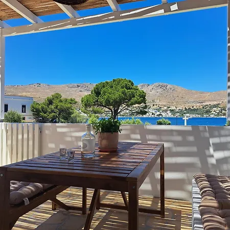 Alinthea 1, Leros Apartmán
