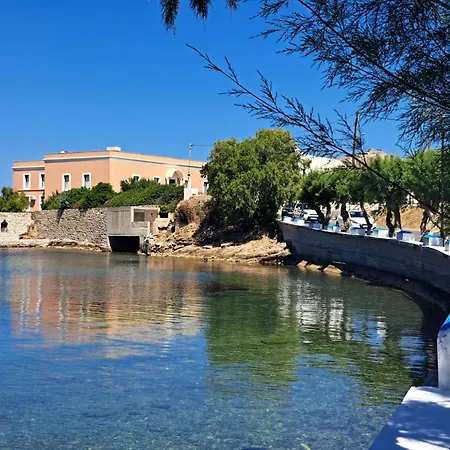 Alinthea 1, Leros Apartmán *